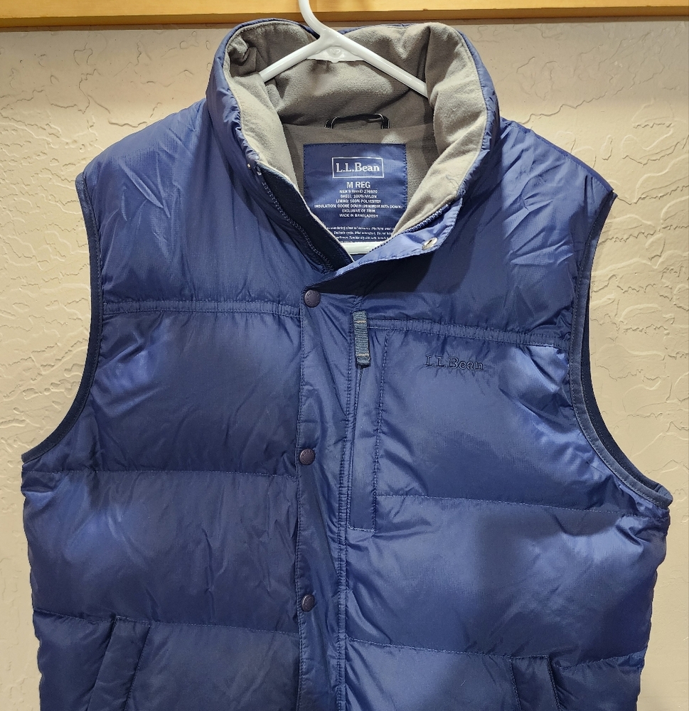 LL Bean Goose Down Puffer Vest Men's Medium Navy Full Zip & Snap Closure